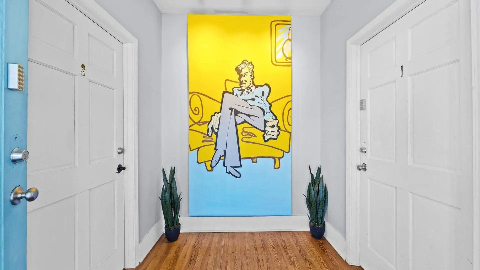 Apartment Rock & Roll Retreat In The Heart Of Louisville